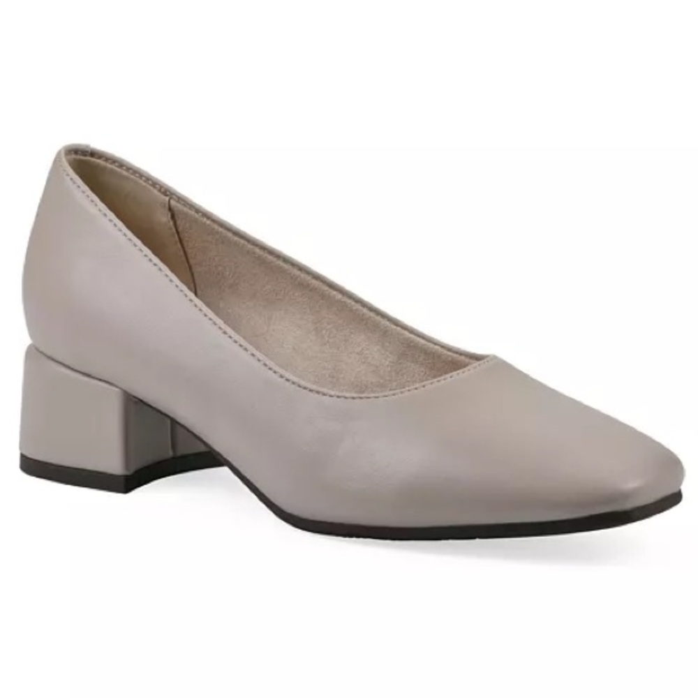 Cliffs by White Mountain Women's Quintesa Block Pumps- Wide Width 7W